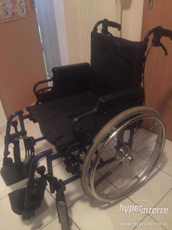 invalidní vozík skládací - foto 2