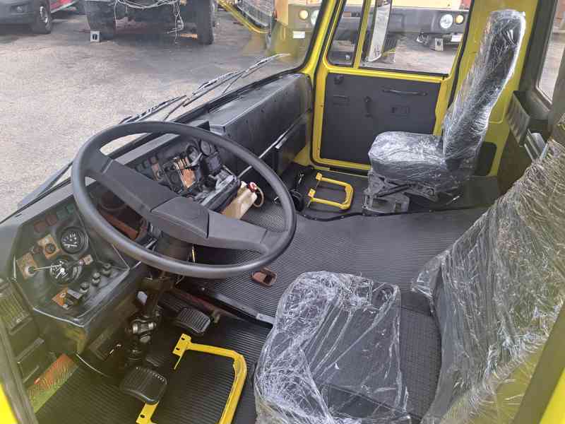 Kabina T815 T1 AD 28 G.O. - foto 7