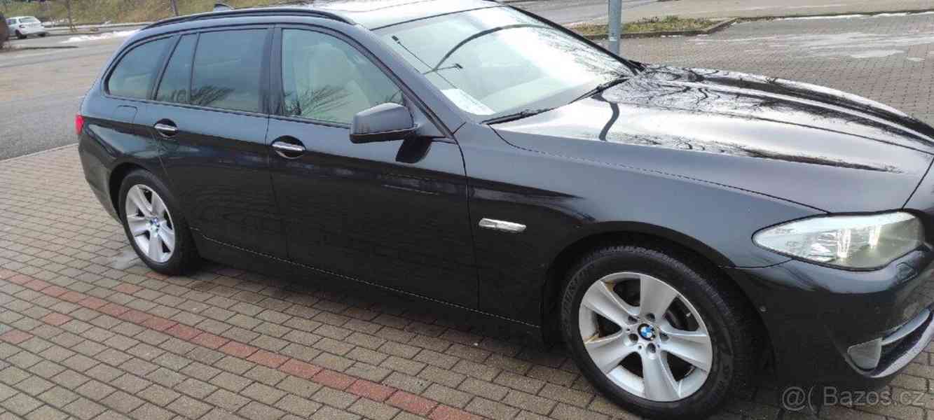 BMW Řada 5 3,0   530 D, F11 - foto 13