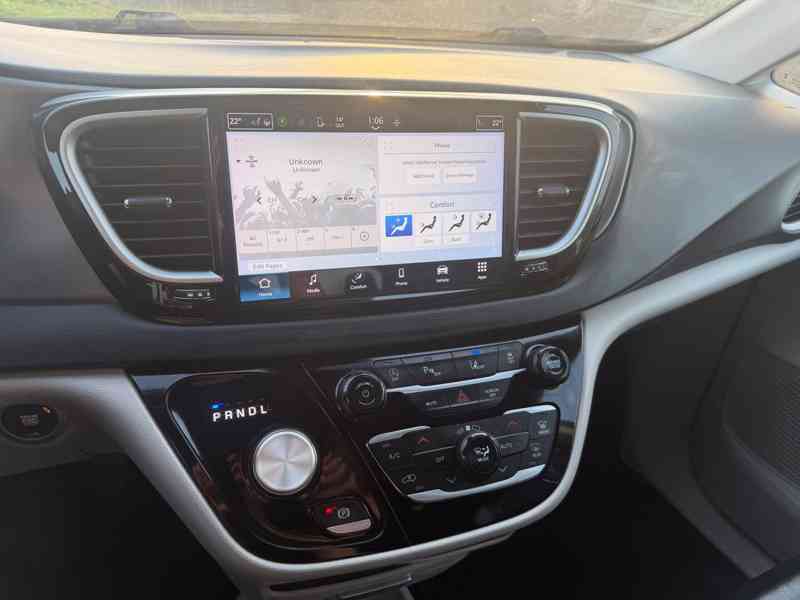 Chrysler Pacifica 3,6 Pentastar Radar RU 2023 DPH - foto 16