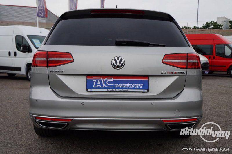 Volkswagen Passat 2.0, nafta, automat, r.v. 2014, navigace, kůže - foto 8