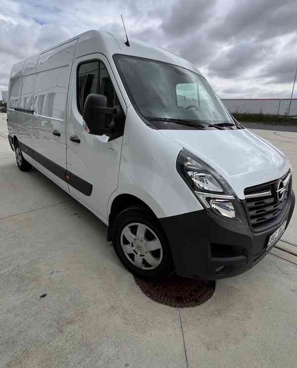 K zapůjčení dodávka Opel Movano - foto 3