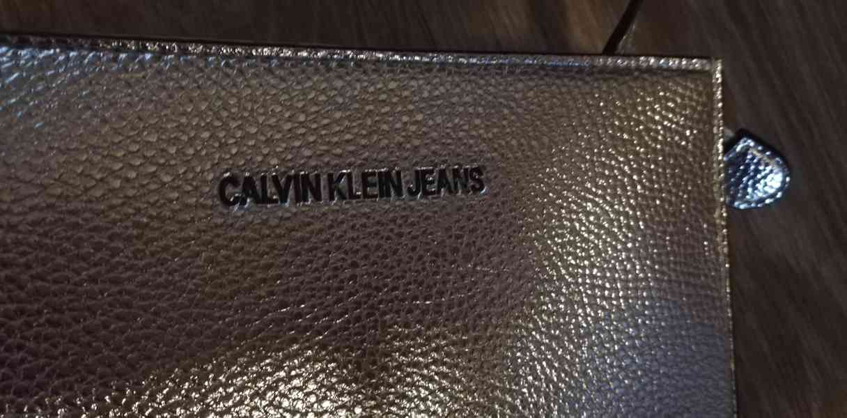 Zánovní kabelka Calvin Klein  - foto 5