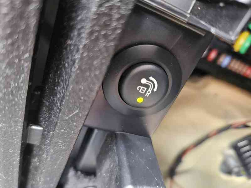 Prodám BMW X5 - foto 8