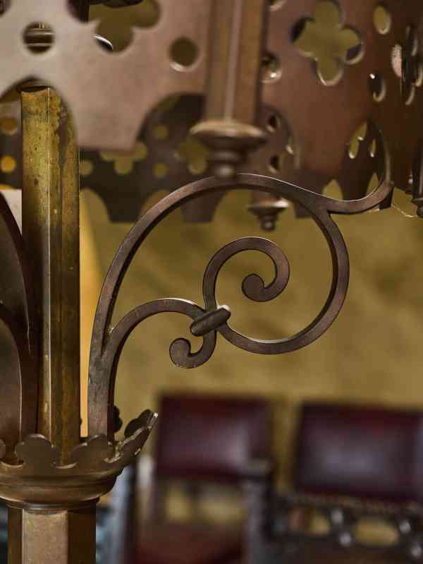 Monumentální párové neogotické bronzové svícny –  100 cm - foto 11