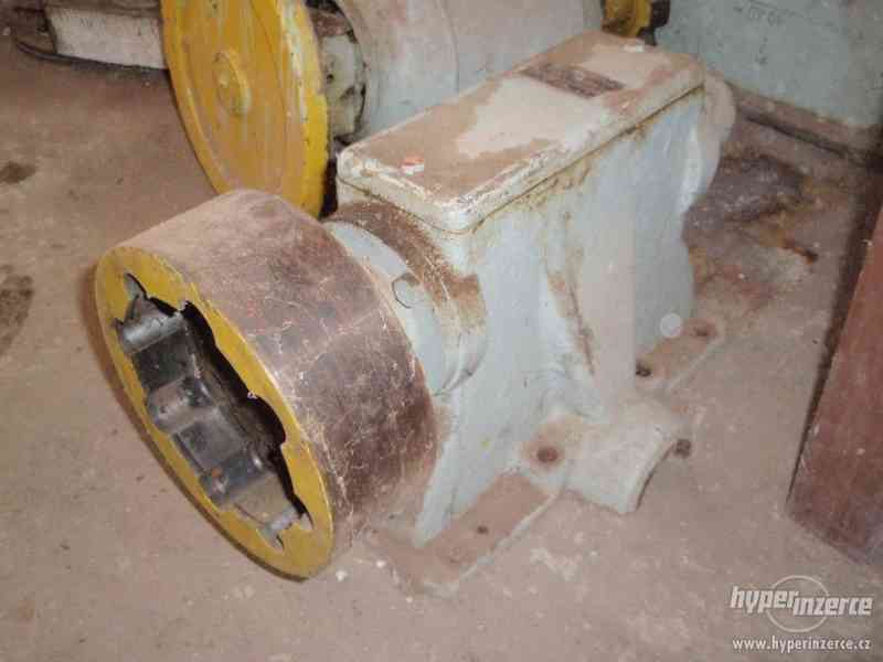 výtah-strojovna - foto 3