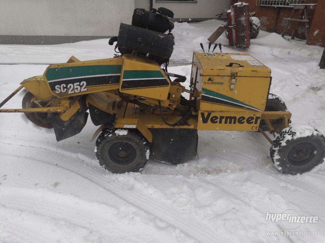 Pařezová Fréza Vermeer SC 252 - foto 1