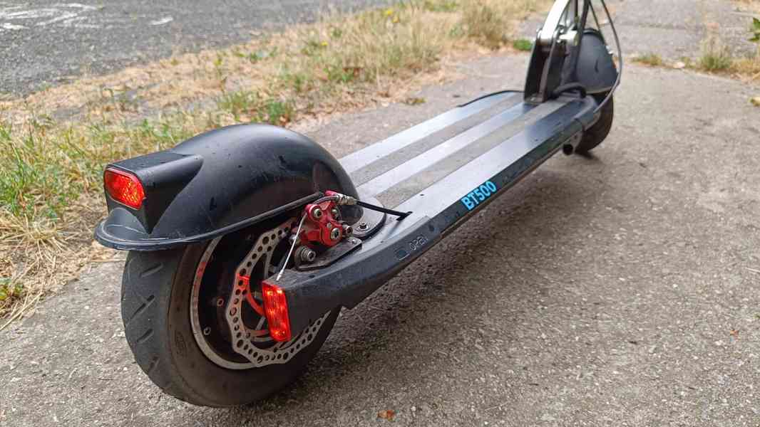 Elektrokoloběžka BLUETOUCH BT500 - foto 5