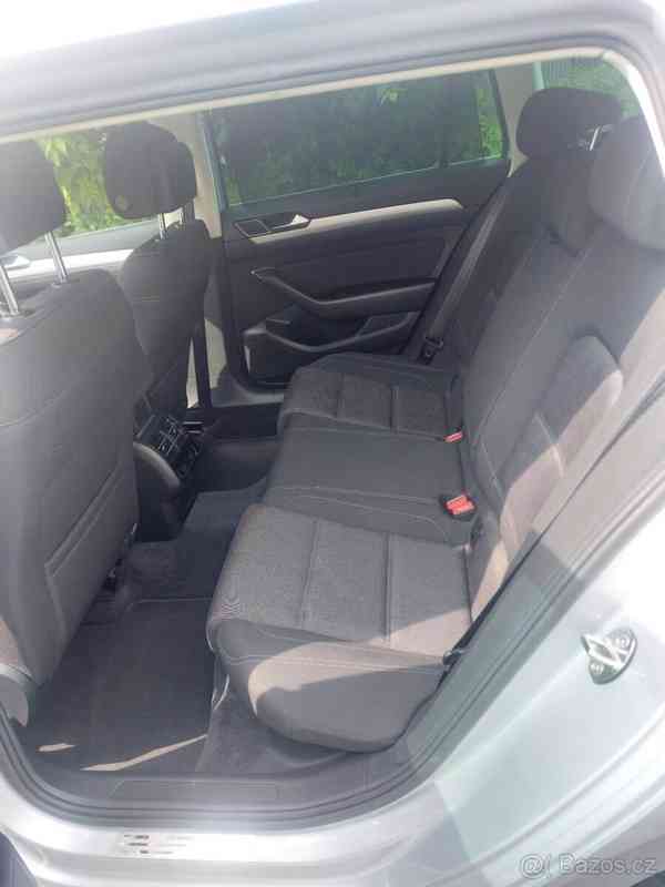Volkswagen Passat 2,0   TDI 110KW DSG, NAVI, - foto 16