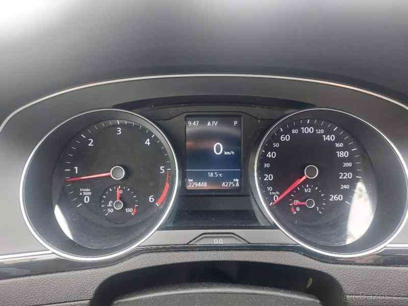Volkswagen Passat 2,0   TDI 110KW DSG, NAVI, - foto 18