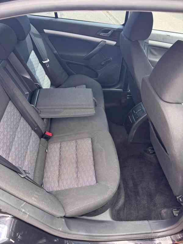 Škoda Octavia 1,9 TDi 77kw - foto 13