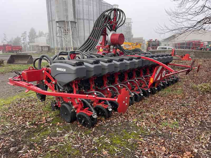 Secí stroj HORSCH Maestro 12 RX - foto 8