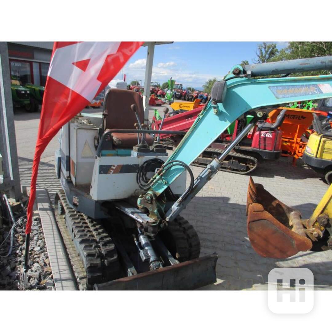 Minibagr YanmaR B17 1700kg, nefunkční jeden pojezd - foto 1