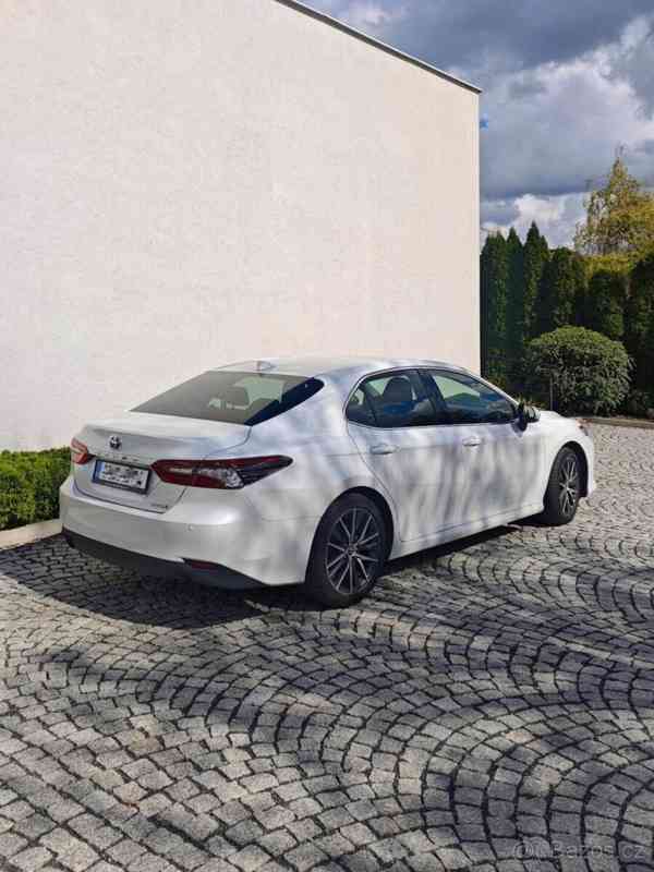 Toyota Camry Exclusive 2024 - foto 2