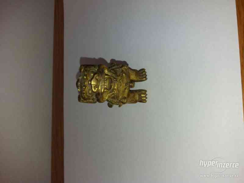 Prodám plastiku čínského lva - foto 1