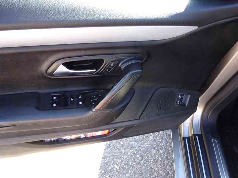 VW Passat CC 2.0 TDI 4x4 r.v.2013 1.Maj.Koup.ČR - foto 6