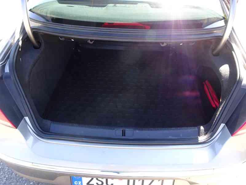 VW Passat CC 2.0 TDI 4x4 r.v.2013 1.Maj.Koup.ČR - foto 14