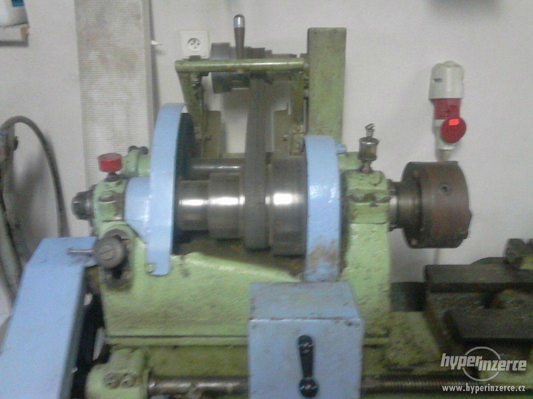 Historický soustruh - foto 1