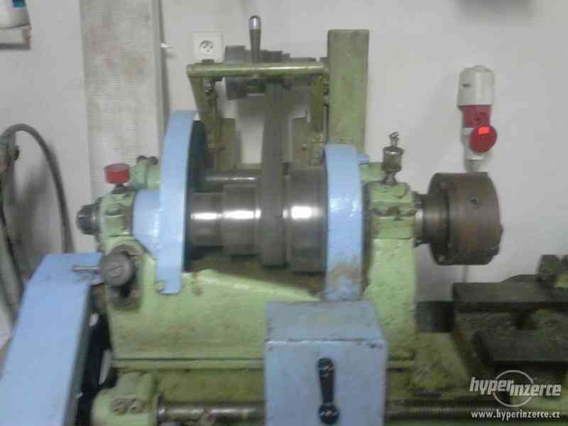 Historický soustruh - foto 1