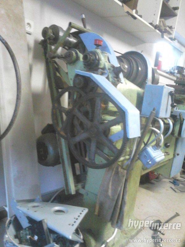 Historický soustruh - foto 7