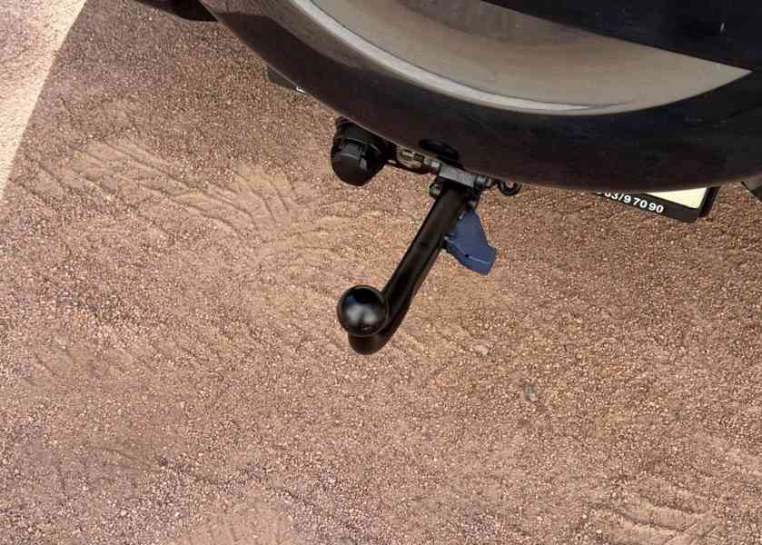 Suzuki Grand Vitara 2,0i benzín 103kw - foto 20