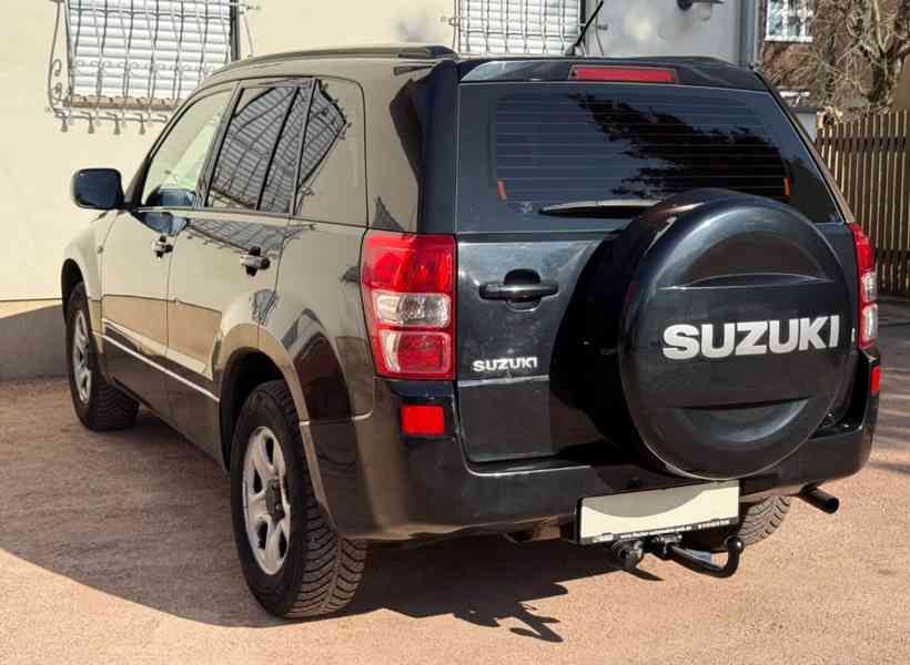 Suzuki Grand Vitara 2,0i benzín 103kw - foto 7