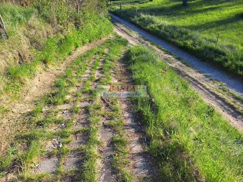 Pronájem zahrady Ivančice okres Brno-venkov u lesa 178 m2 - foto 9