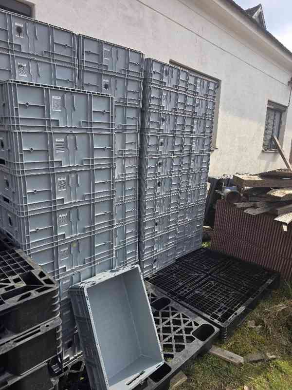 Plastové přepravky plné. Výdej Písek nebo Bavorov - foto 3