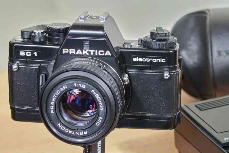 PRAKTICA BC 1 + (3x objektiv, blesk, pouzdra, filtry)  - foto 3