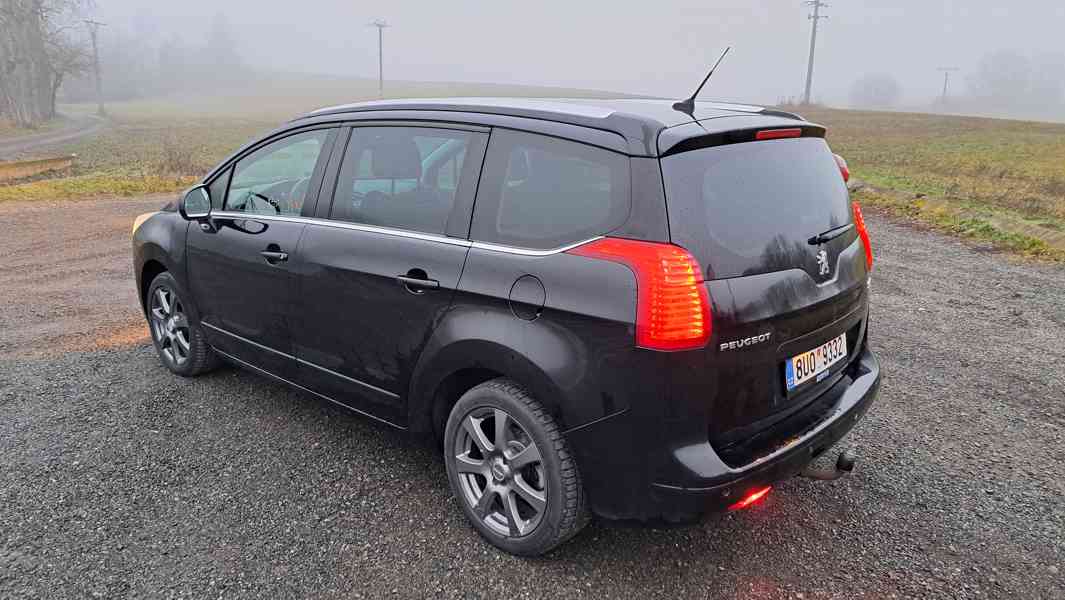 Peugeot 5008 2.0HDi 120kW, 7míst, AUT, tažné, Pano - foto 12