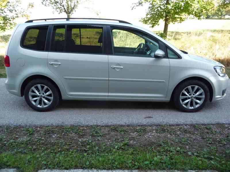 VW Touran 1,6 TDi, 77 kW, Comfort Line, 2012,nehavarován!!  - foto 3