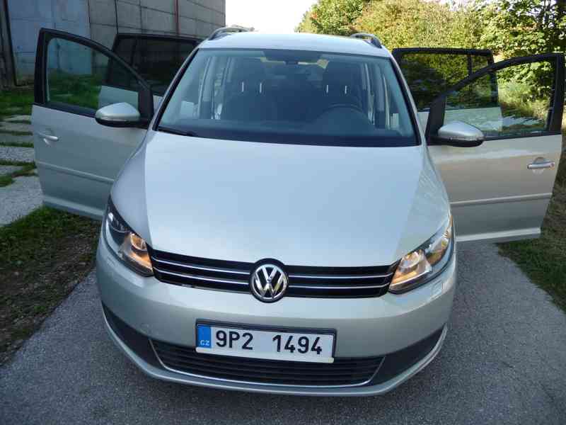 VW Touran 1,6 TDi, 77 kW, Comfort Line, 2012,nehavarován!!  - foto 1