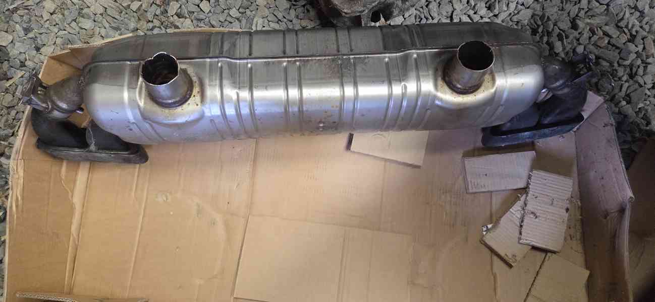 Prodám koncový díl výfuku na BMW G30 m550i - foto 3