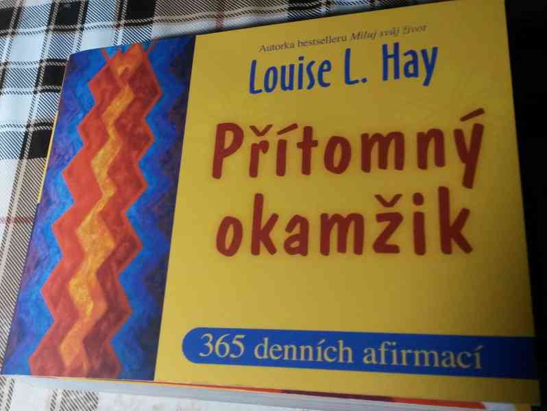 Nové knihy 250 - foto 2