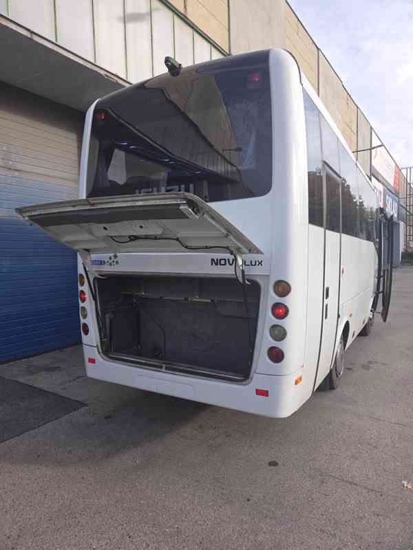 ISUZU NOVO Lux Euro 5 EEV 27+1+1 - foto 9