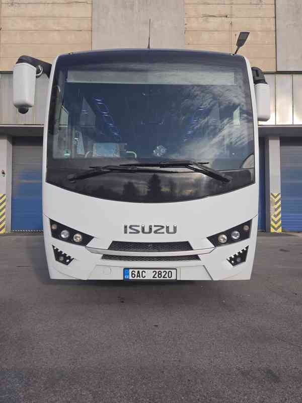 ISUZU NOVO Lux Euro 5 EEV 27+1+1 - foto 2