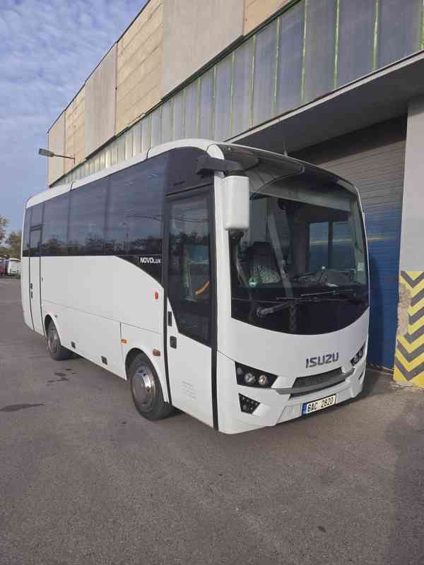 ISUZU NOVO Lux Euro 5 EEV 27+1+1 - foto 3