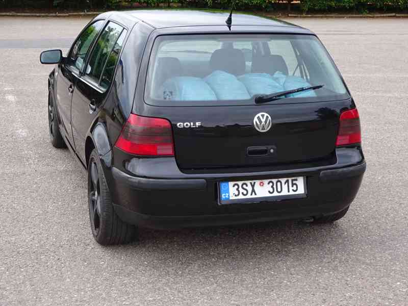 VW Golf 1.9 TDI r.v.2002 (74 kw) - foto 4