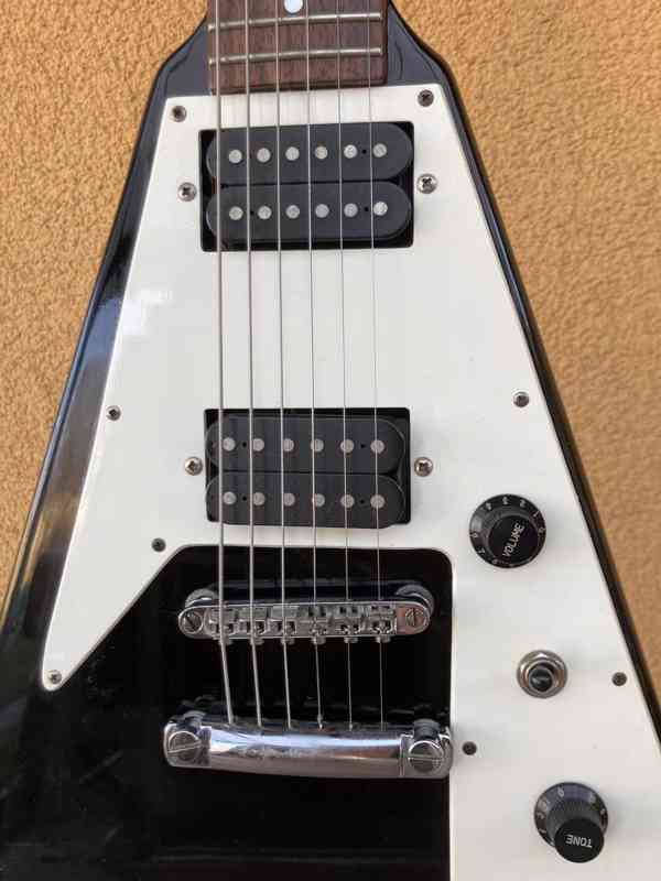 Elektrická kytara Gibson Epiphone Flying V - Korea - foto 5