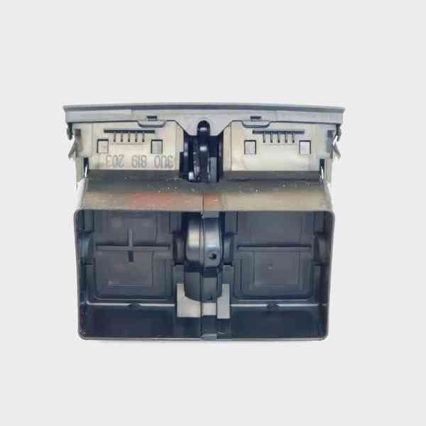 PĚKNÝ Škoda SUPERB 1 zadní výdech topení 3U0 819 203 D - foto 5