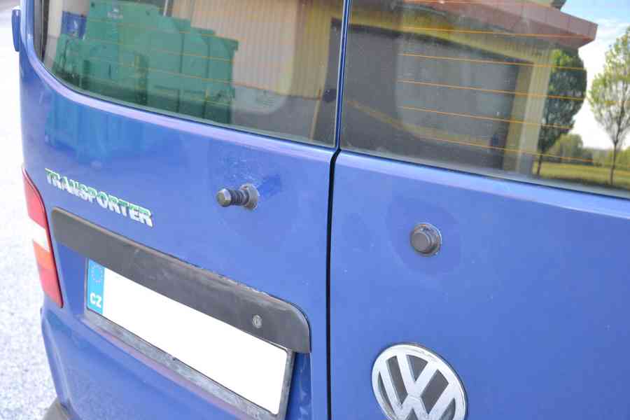 VW T5 LONG 2.5 TDi, Klima, 6 míst, ČR pův, Nová STK. - foto 13