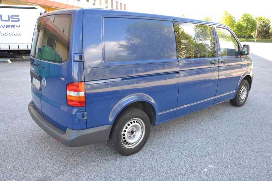 VW T5 LONG 2.5 TDi, Klima, 6 míst, ČR pův, Nová STK. - foto 14