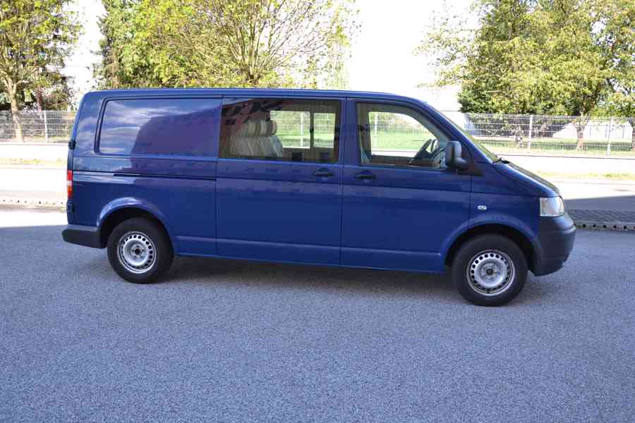 VW T5 LONG 2.5 TDi, Klima, 6 míst, ČR pův, Nová STK. - foto 7