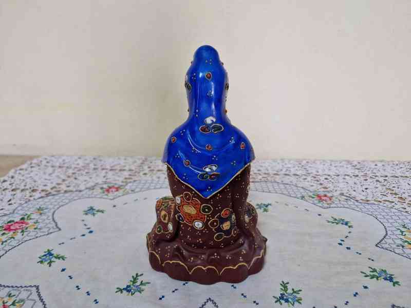 Krásná bohatě zdobená soška Gejša Japonsko - foto 4