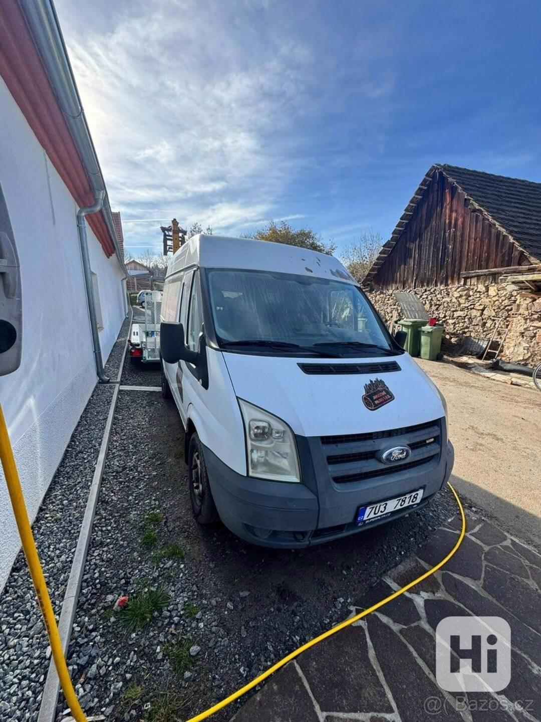 Ford Transit 2,2 - foto 1