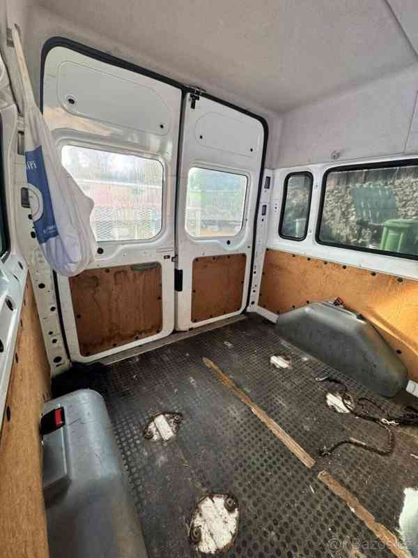 Ford Transit 2,2 - foto 10