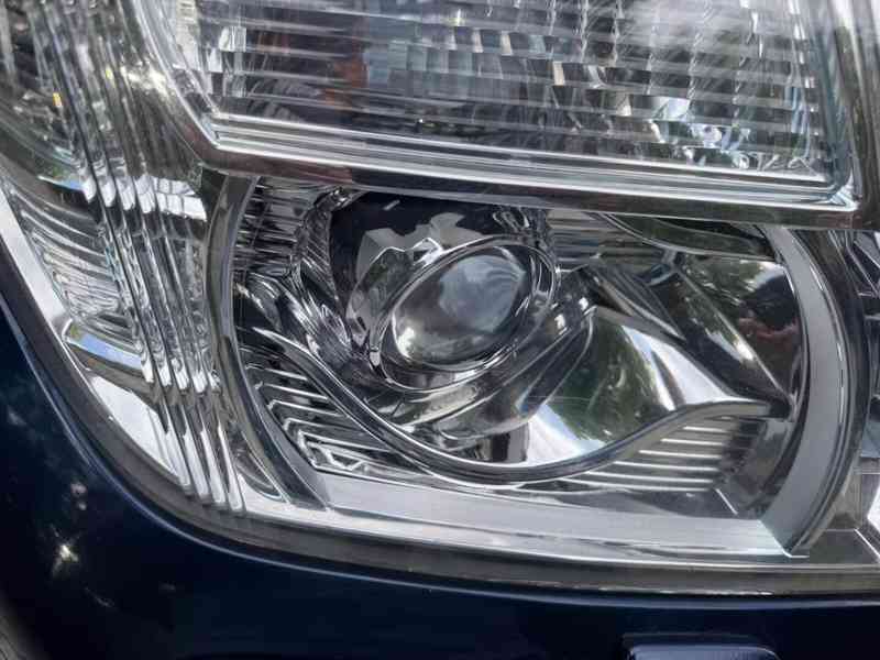 Nissan Pathfinder 2.5 DCI LE Premium Aut. 140kw - foto 19