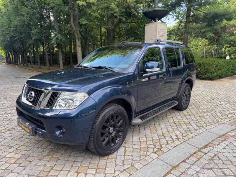 Nissan Pathfinder 2.5 DCI LE Premium Aut. 140kw - foto 13
