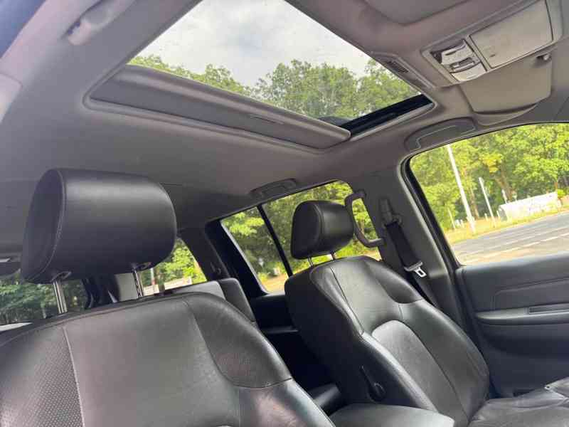 Nissan Pathfinder 2.5 DCI LE Premium Aut. 140kw - foto 12
