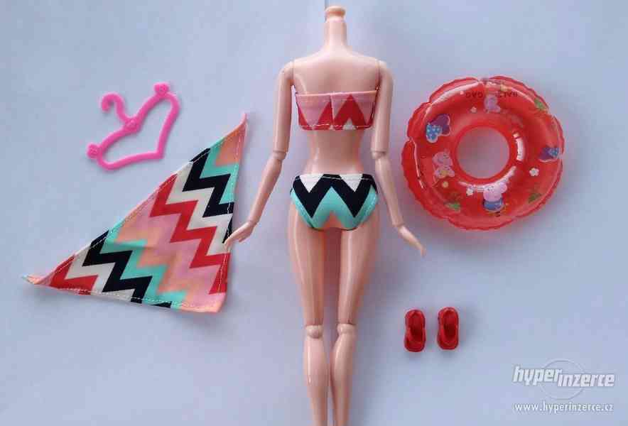 NOVÉ! Plavecký set pro panenku Barbie, se sukýnkou a kruhem - foto 3